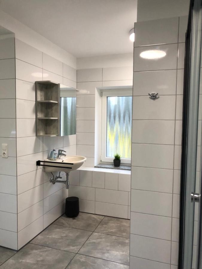 Dachgeschosswohnung Mit Seeblick Ahrensbok 外观 照片
