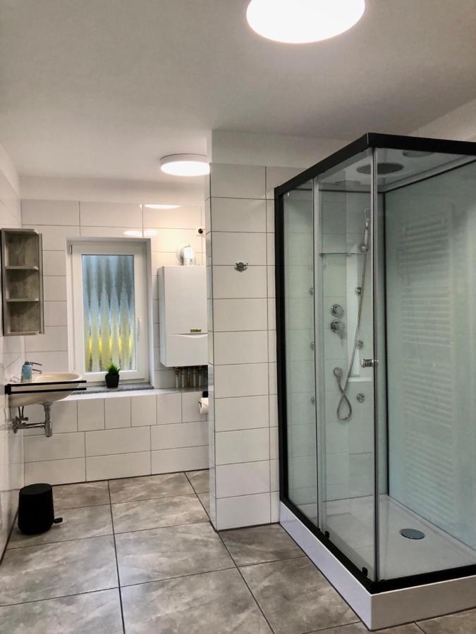 Dachgeschosswohnung Mit Seeblick Ahrensbok 外观 照片