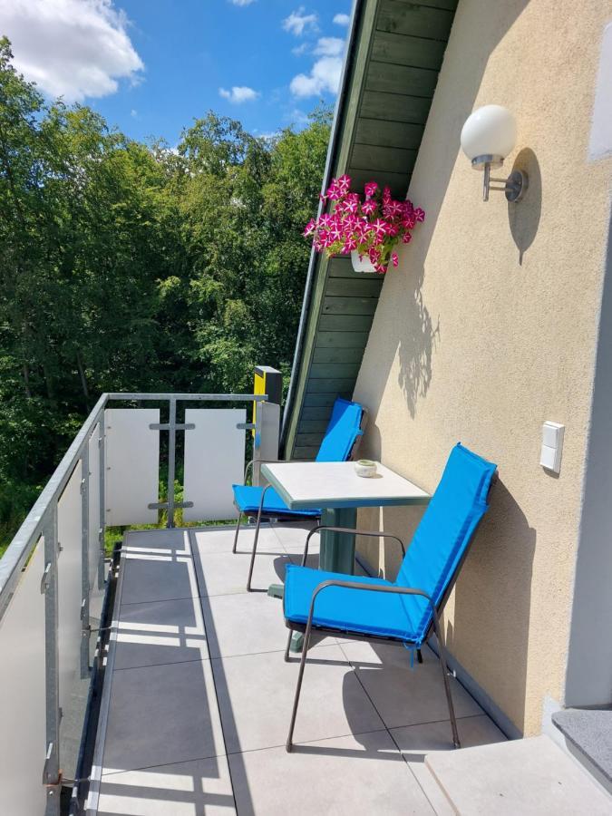 Dachgeschosswohnung Mit Seeblick Ahrensbok 外观 照片